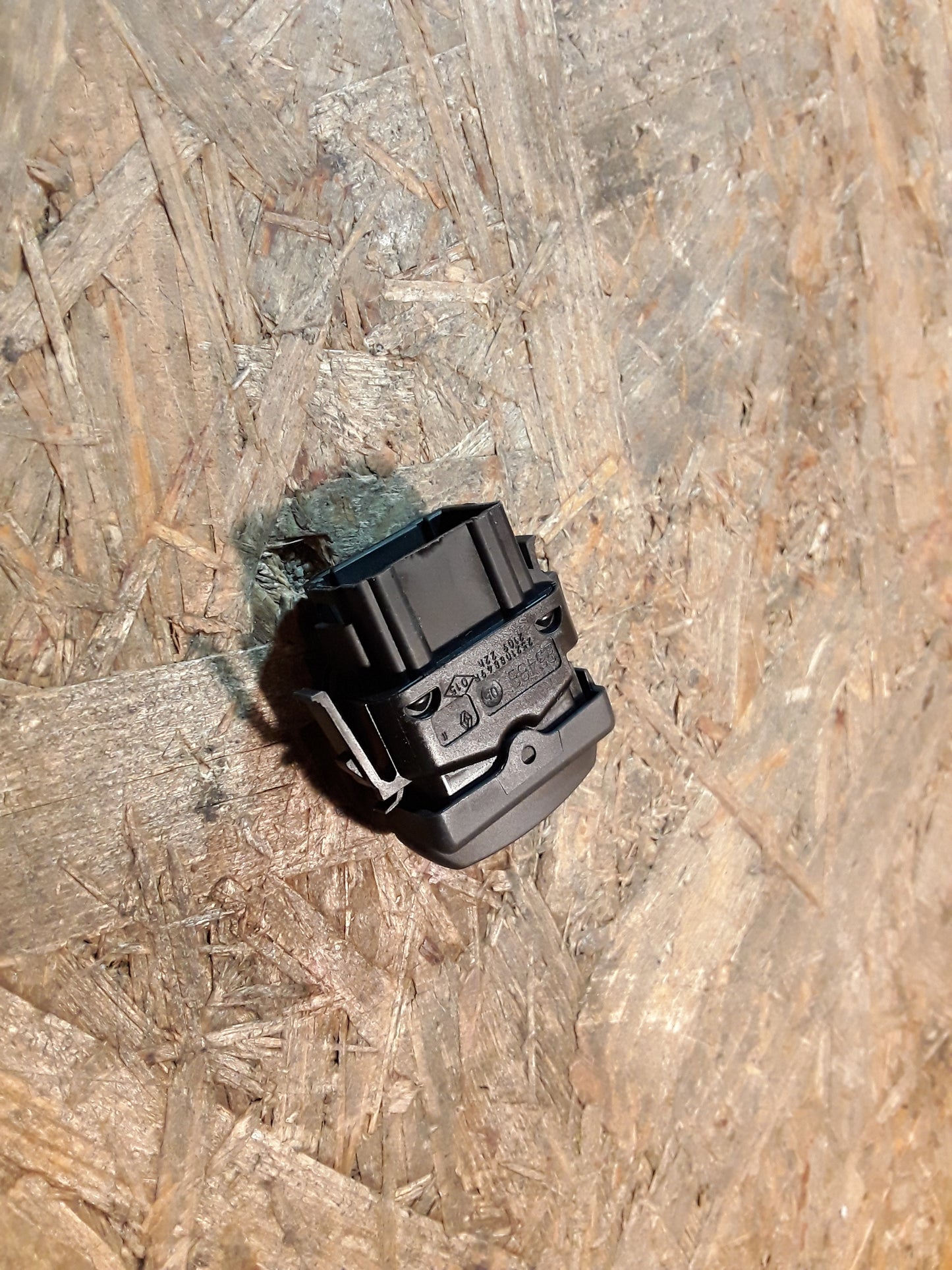 Vivaro Schalteröffnung Blende Amaturenbrett original GM Opel NEU