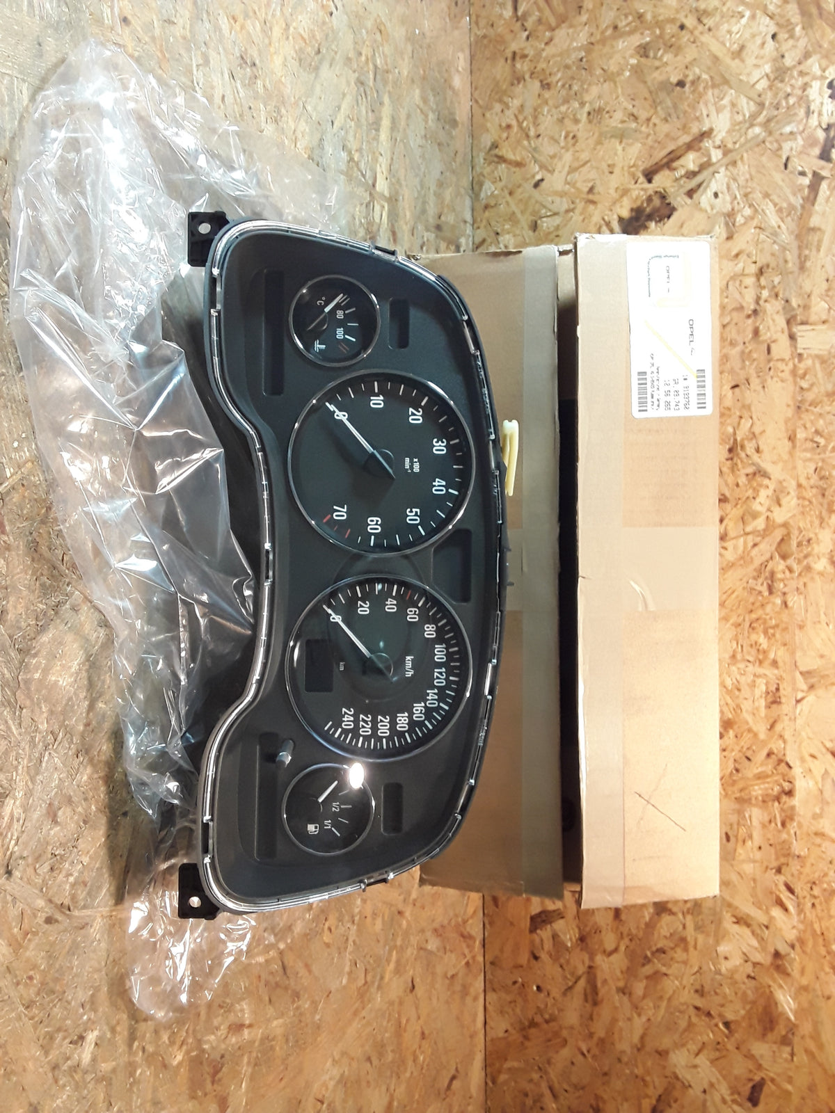 Astra G Coupe und Cabrio Zafira A Kombiinstrument original GM Opel NEU