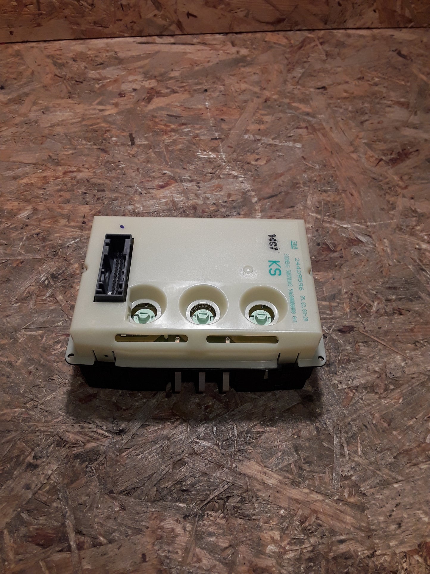 Vectra B Facelift Radio Display original GM Opel NEU