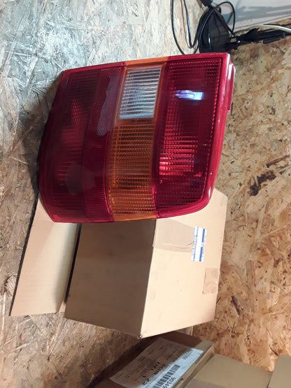 Vectra A Rückleuchte rechts original GM Opel NEU