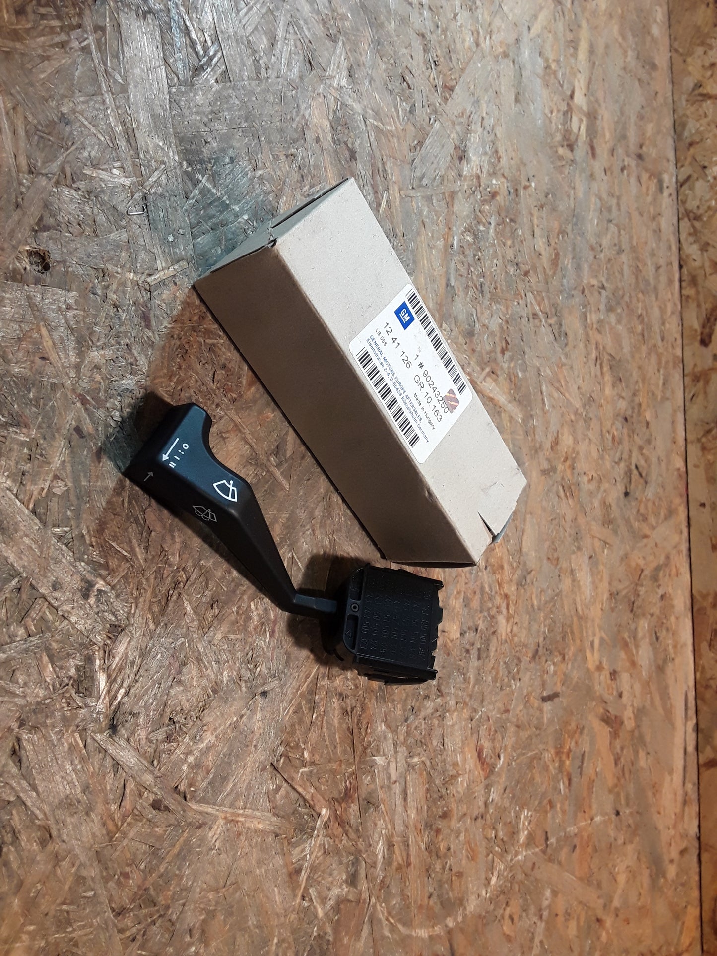 Kadett E Schalter Scheibenwischer/  Lenkstockschalter original GM Opel NEU