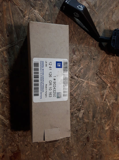 Kadett E Schalter Scheibenwischer/  Lenkstockschalter original GM Opel NEU