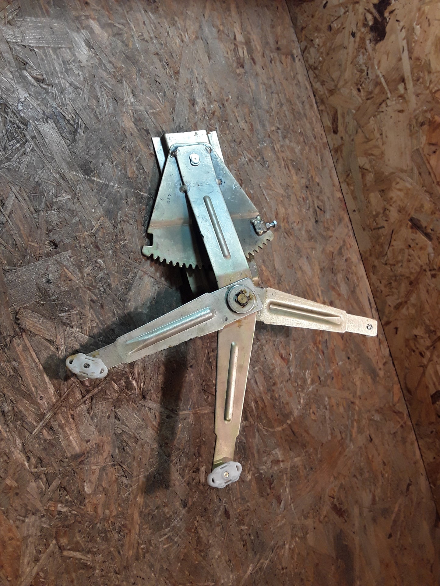 Kadett E Cabrio Fensterheber original GM Opel NEU