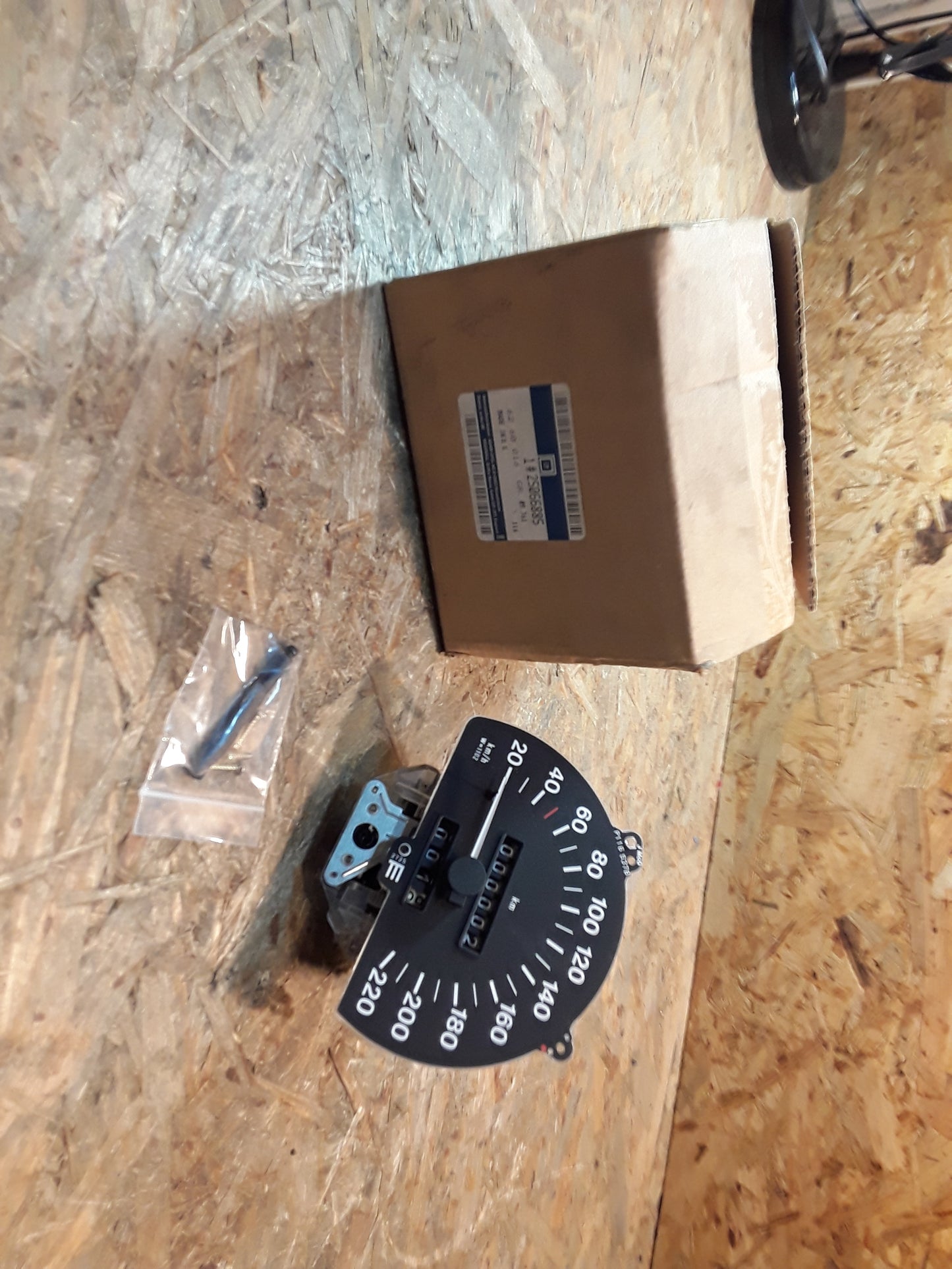 Astra F Tachometer 220 km/h original GM Opel NEU