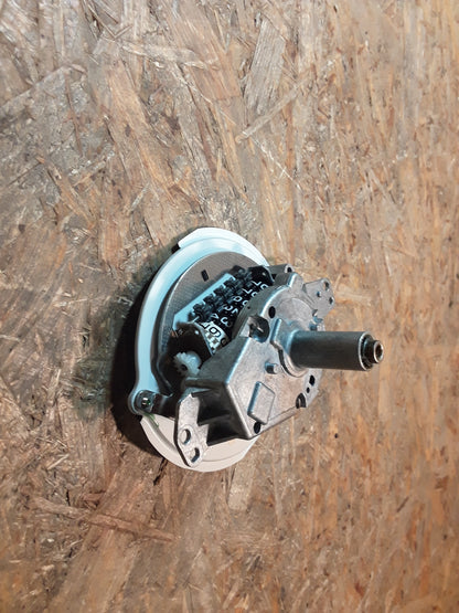 Rekord E (E1) Tachometer original GM Opel NEU