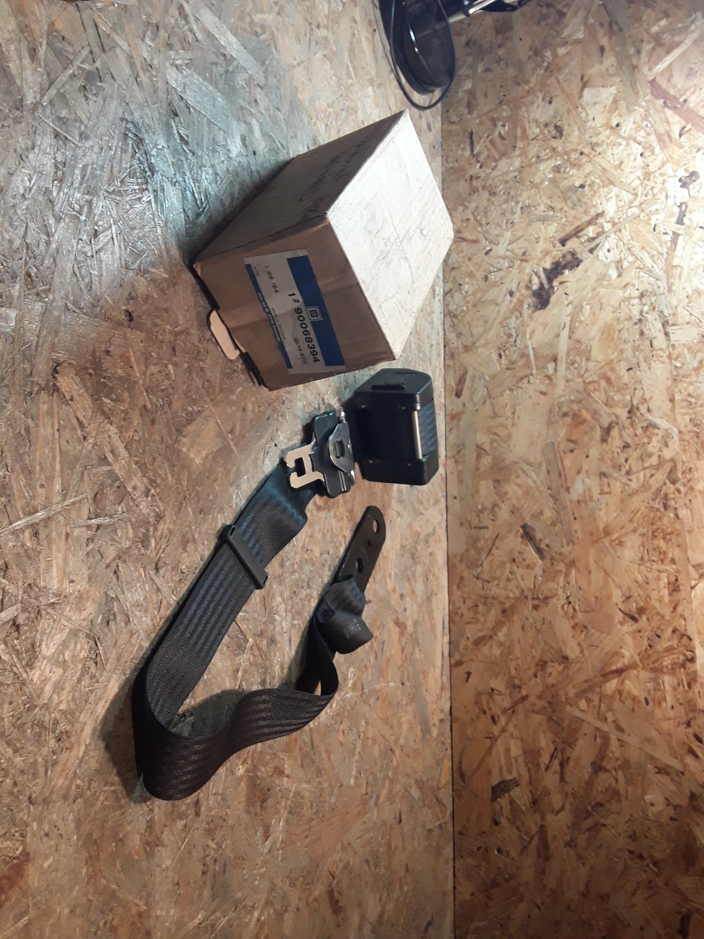 Kadett D Sicherheitsgurt original GM Opel NEU