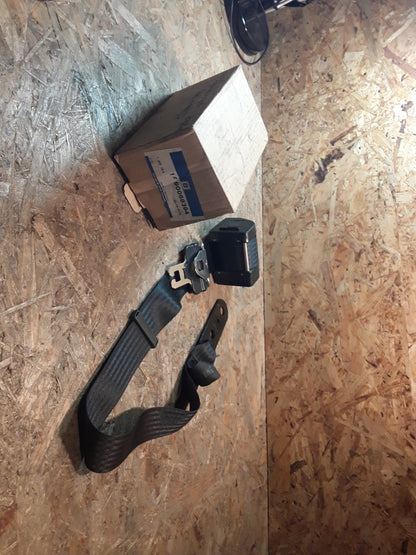 Kadett D Sicherheitsgurt original GM Opel NEU