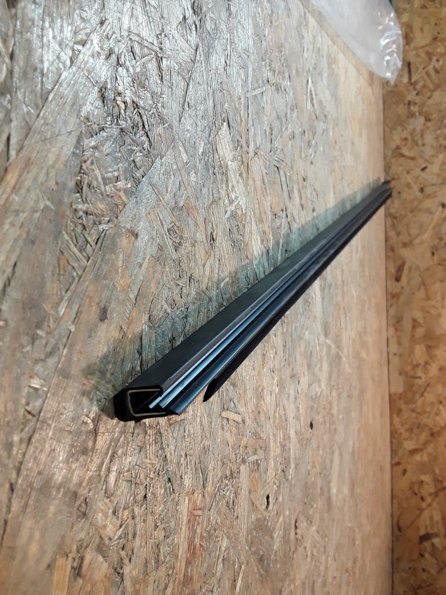 Vectra C Dichtung Fensterschacht hinten innen links original GM Opel NEU