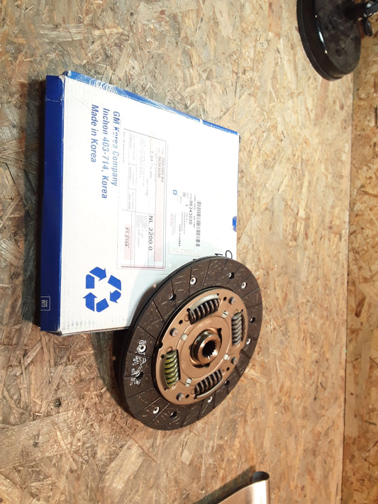 Chevrolet Kalos 1.2 8/16 Kupplungsscheibe original GM Opel NEU