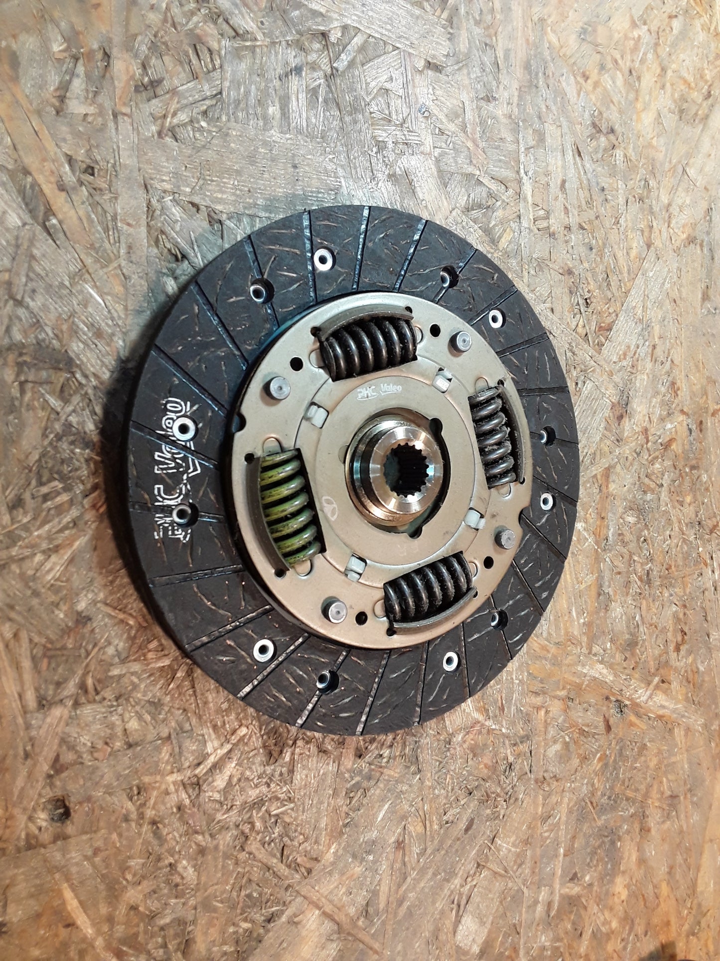 Chevrolet Kalos 1.2 8/16 Kupplungsscheibe original GM Opel NEU