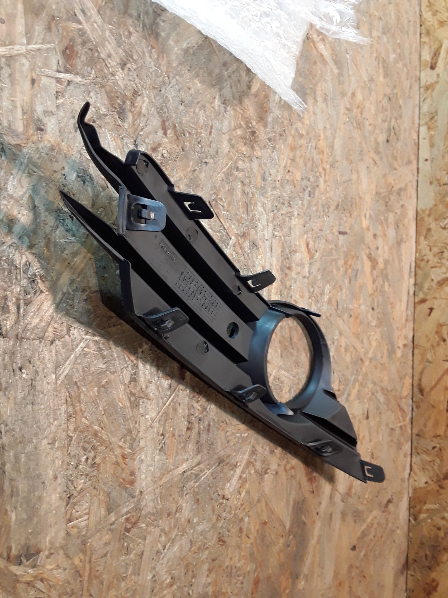 Corsa D Stoßstange Blende an Nebelscheinwerfer original GM Opel NEU