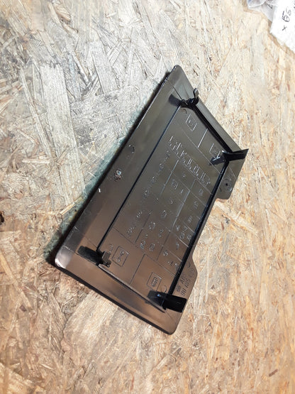 Kadett E Abdeckung Sicherungskasten original GM Opel NEU