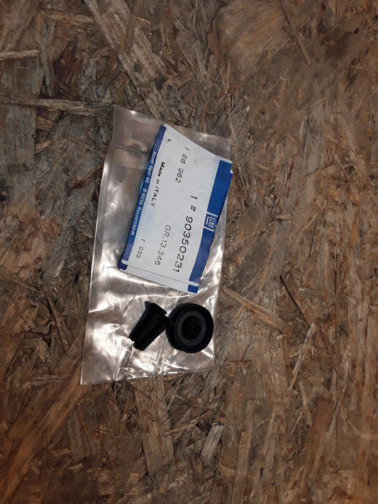 Kadett E Cabrio Satz Befestigungsteile Dichtung original