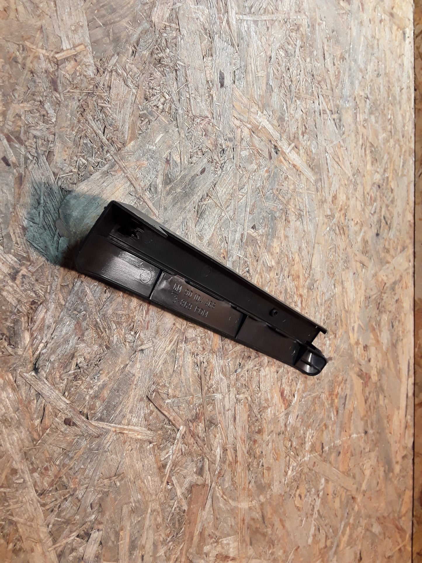 Ascona C Blende Sitzschiene original  GM Opel NEU