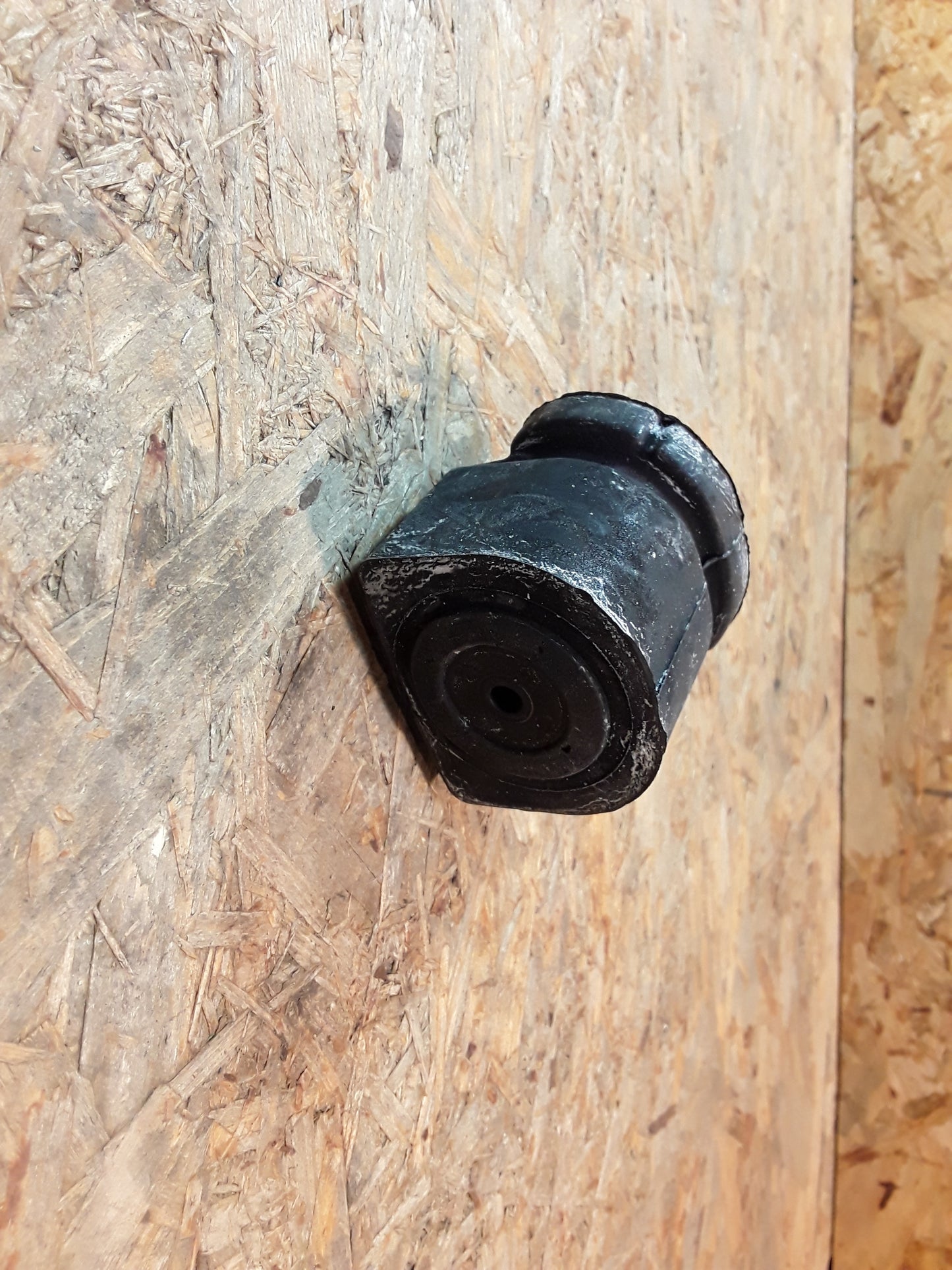 Chevrolet Lanos (T100) Bj 97-02 Gummilager Querlenker hinten original GM Opel NEU