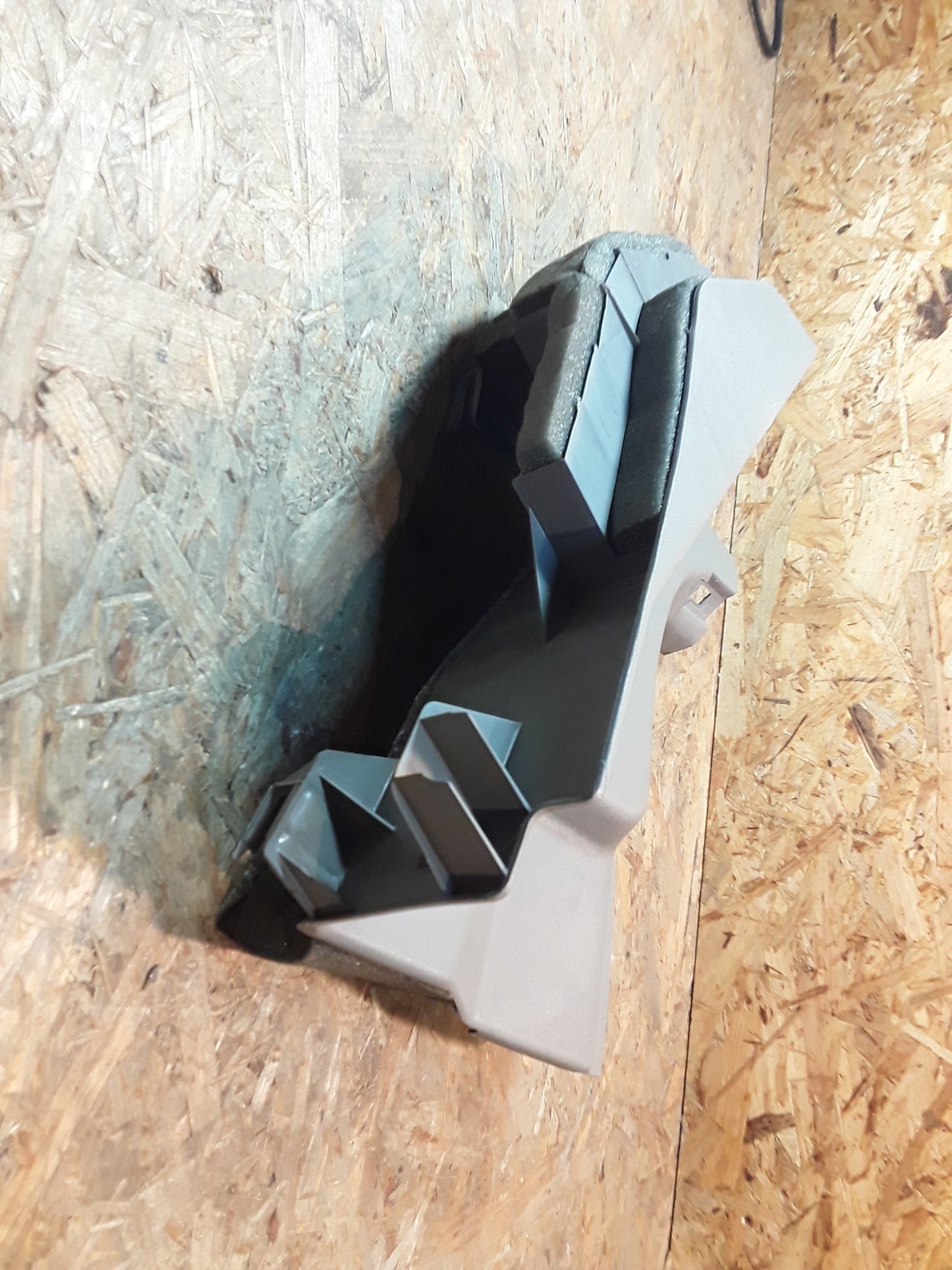 Senator B Omega A Verkleidung Seitenteil links original GM Opel NEU