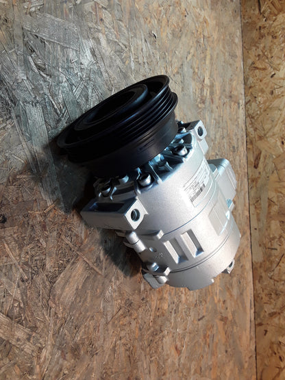 Omega B Kompressor Klimaanlage Austausch 12V original GM Opel NEU