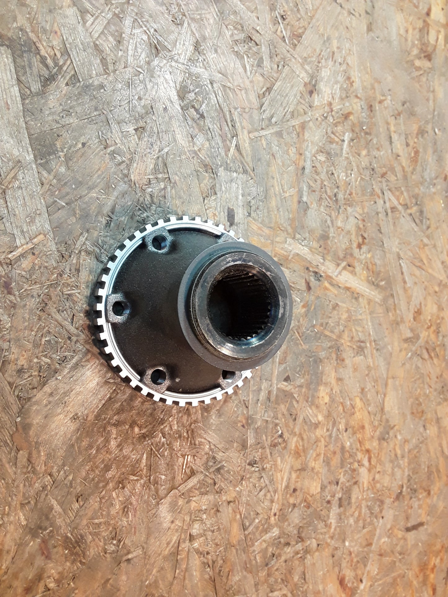Vectra A Radzapfen Hinterachse original GM Opel NEU