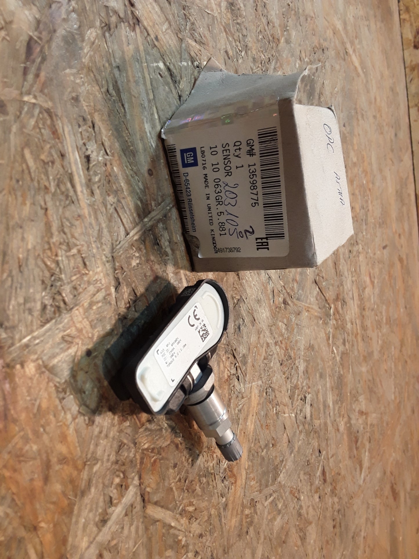 Astra J Insignia A Zafira B/C Sensor Reifendruck original GM Opel NEU