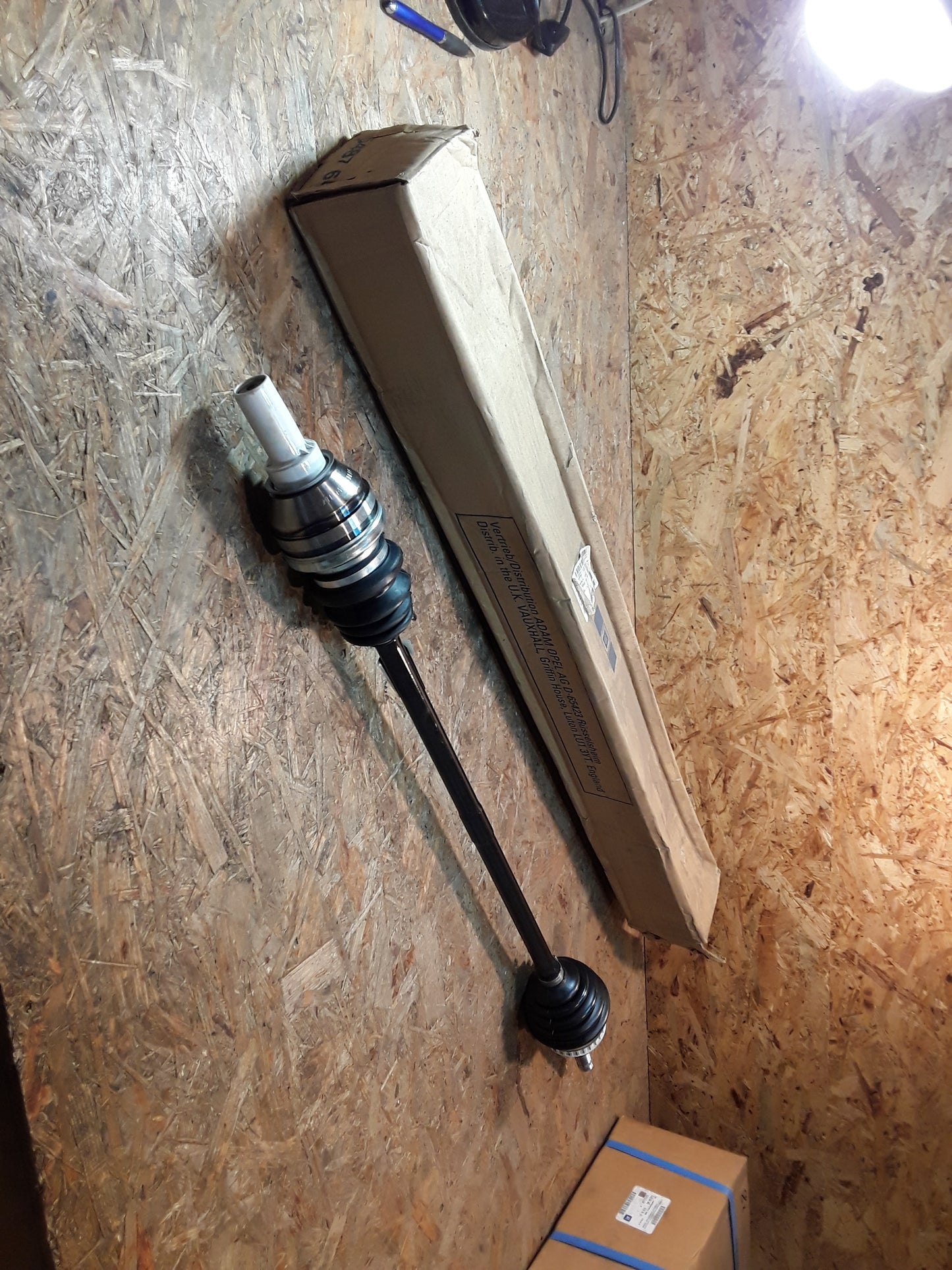 Vectra B 1.6 Antriebswelle mit Impulsgeber 29 Zähne rechts original GM Opel NEU