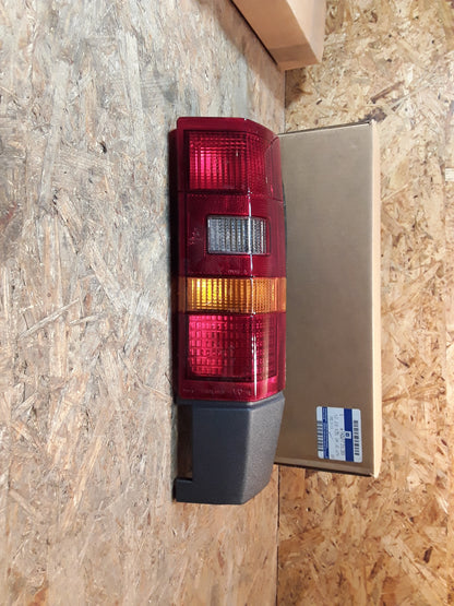 Kadett E Combo Astra Rückleuchte rechts original GM Opel NEU