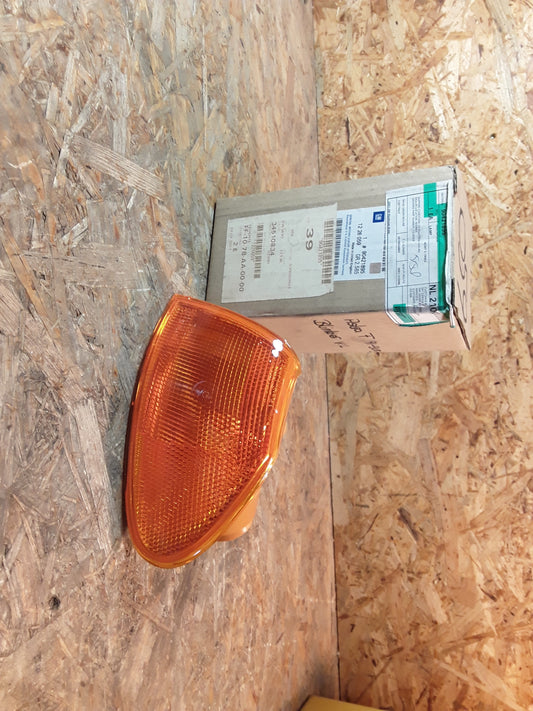 Astra F 91-94 Bj Blinker vorne links original GM Opel NEU