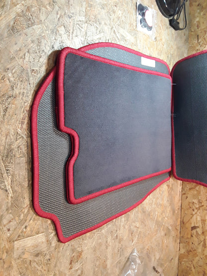 Agila A Fußmattensatz 4-teilig Velour,  anthrazit/ rot original GM Opel NEU