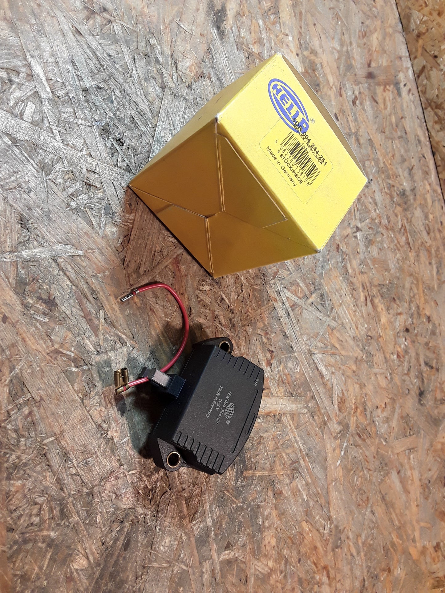 Audi VW Citröen Lima-Regler original Hella NEU