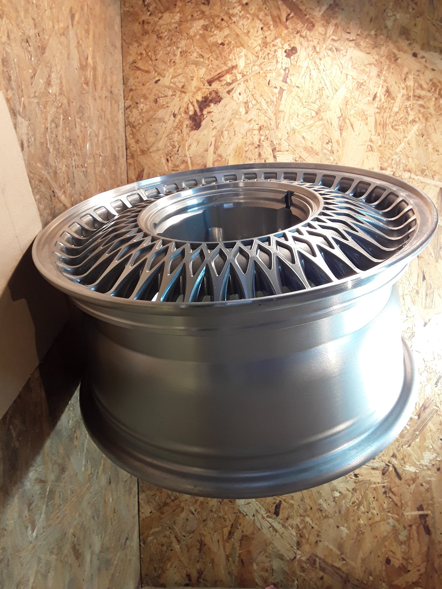 Cadillac Fleetwood Bj 93-96 15 Zoll Felge original GM Opel NEU