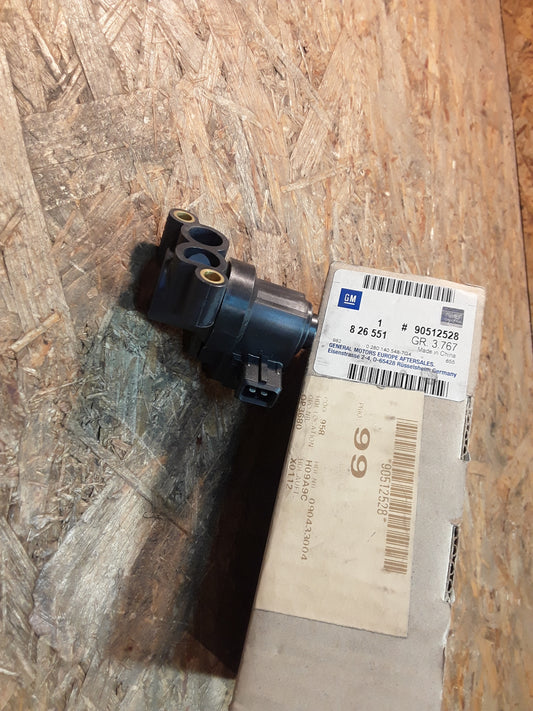 Omega B 20SE/ X20SE Leerlaufsteller original GM Opel NEU