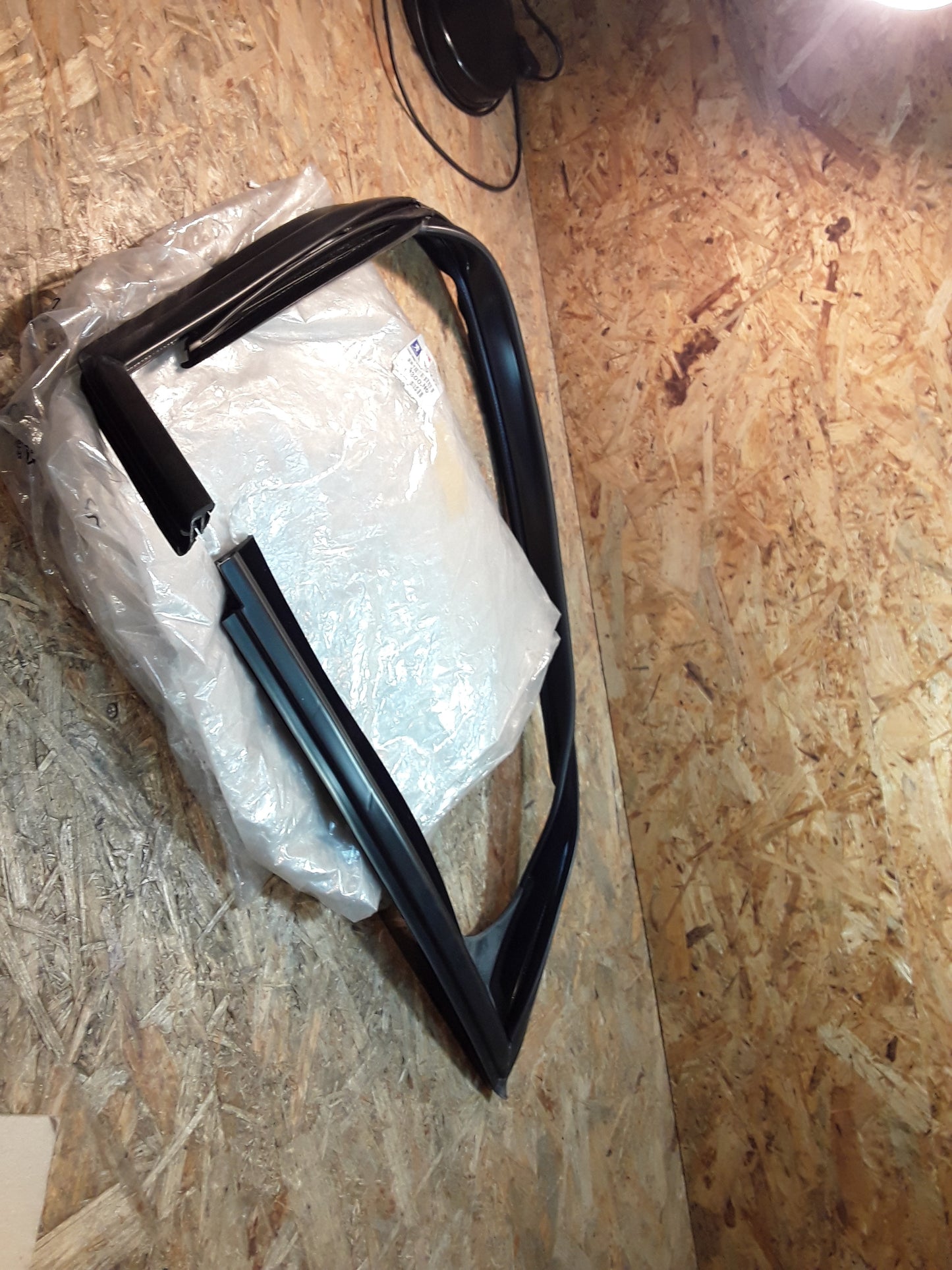 Citroen C4 Dichtung an Türe original GM Peugeot NEU