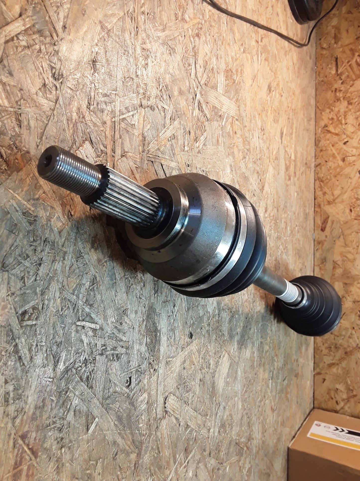 Vivaro A Renault Trafic 2 2.0 Diesel Antriebswelle vorne links original GM Opel NEU