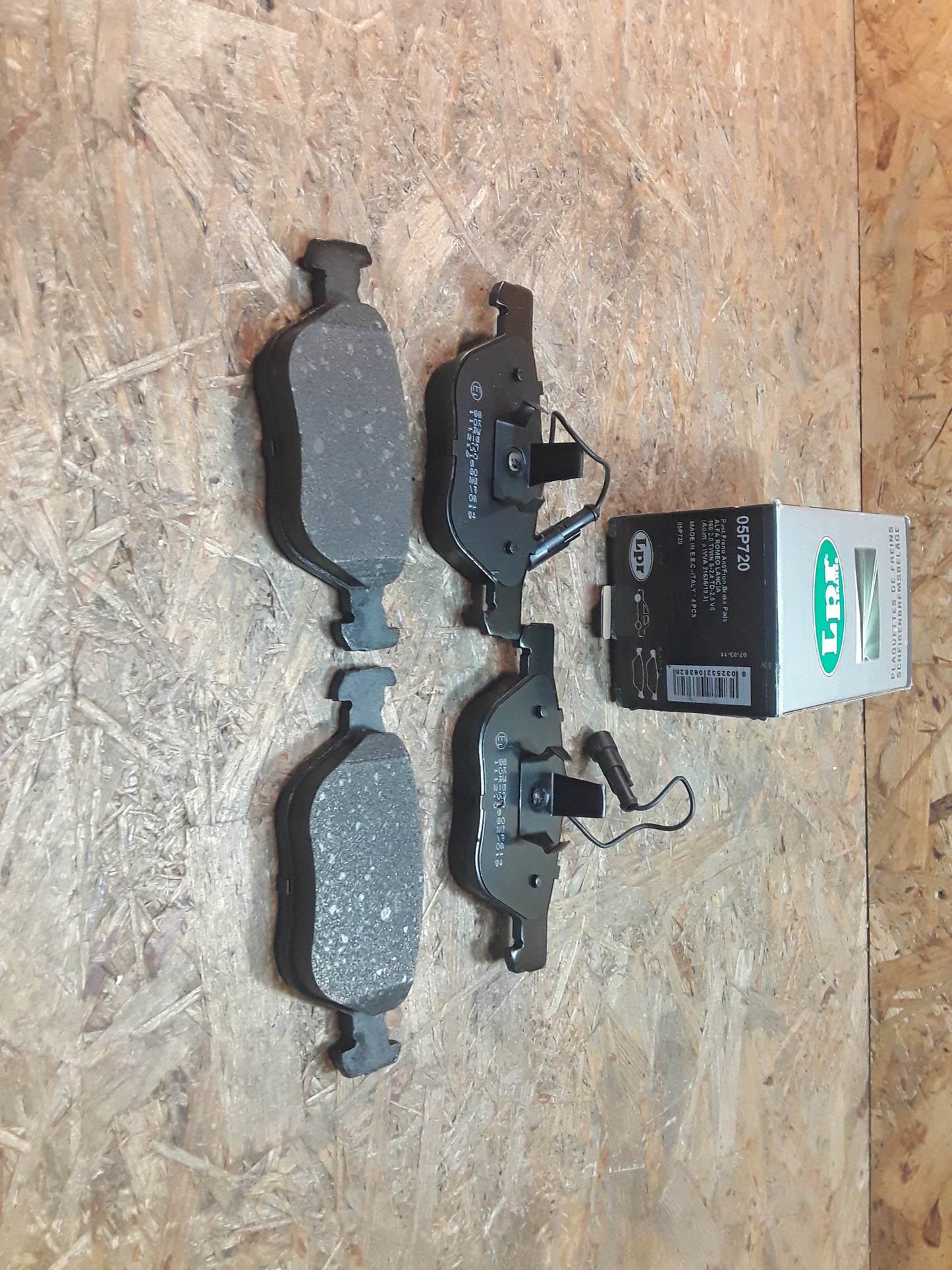 Alfa Romeo Lancia Bremsbelagsatz Scheibenbremse original Lpr Brakes NEU