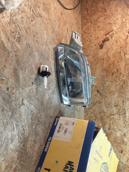 Fiat Punto Hauptscheinwerfer vorne links original MagnetiMarelli NEU