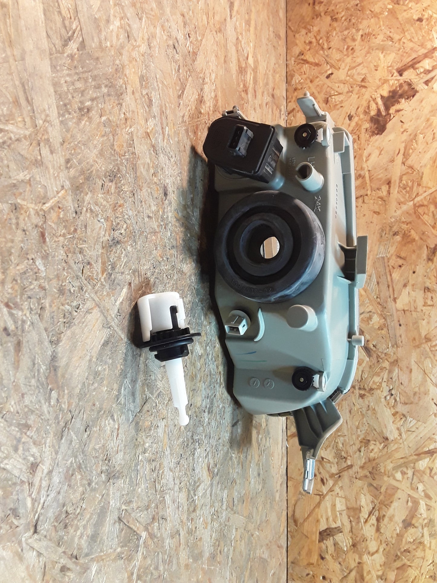 Fiat Punto Hauptscheinwerfer vorne links original MagnetiMarelli NEU