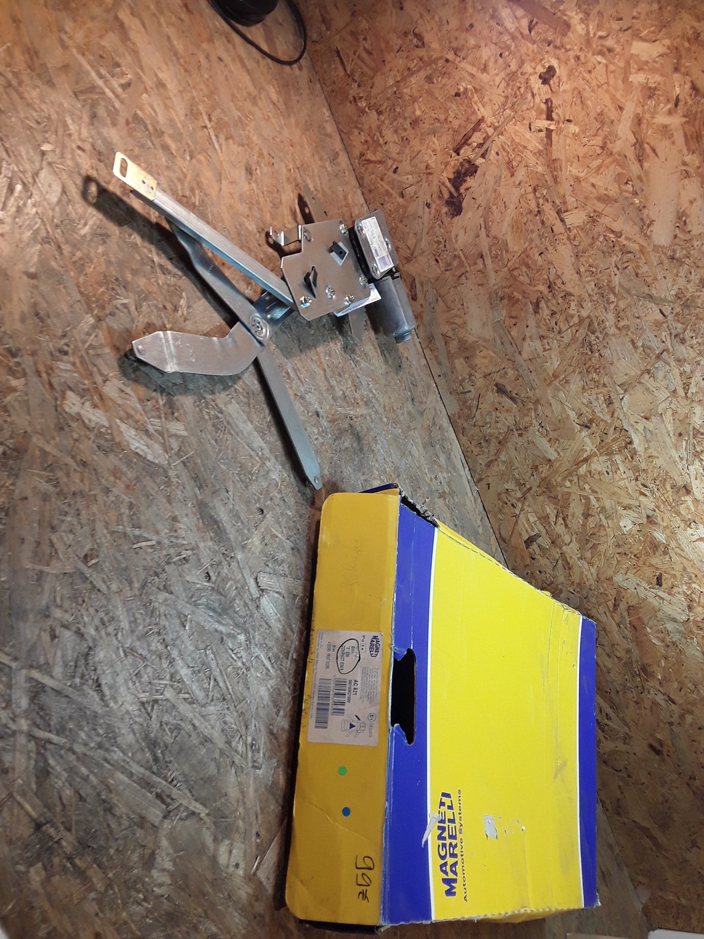 BMW 3 E36 / Compact E36/5 elektrischer Fensterheber original MagnetiMarelli NEU