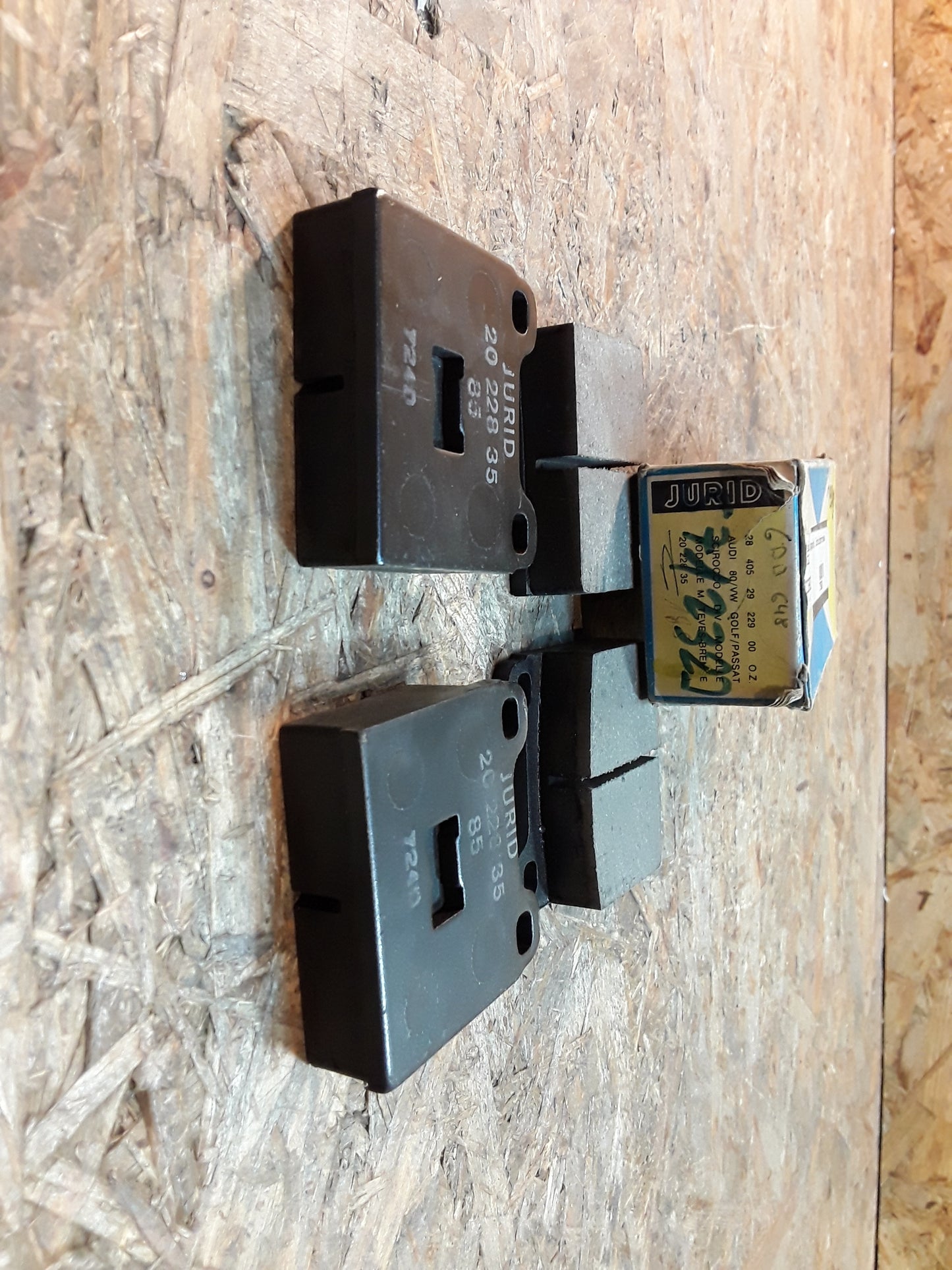 Audi VW Scirocco Bremsbelagsatz Scheibenbremse original Jurid NEU