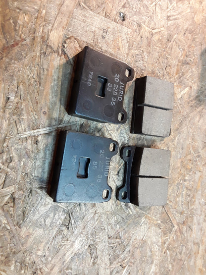 Audi VW Scirocco Bremsbelagsatz Scheibenbremse original Jurid NEU