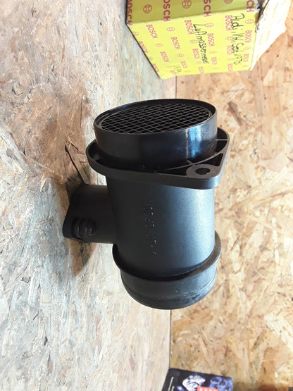 Audi VW Seat 1.9TDi Luftmassenmesser original Bosch NEU