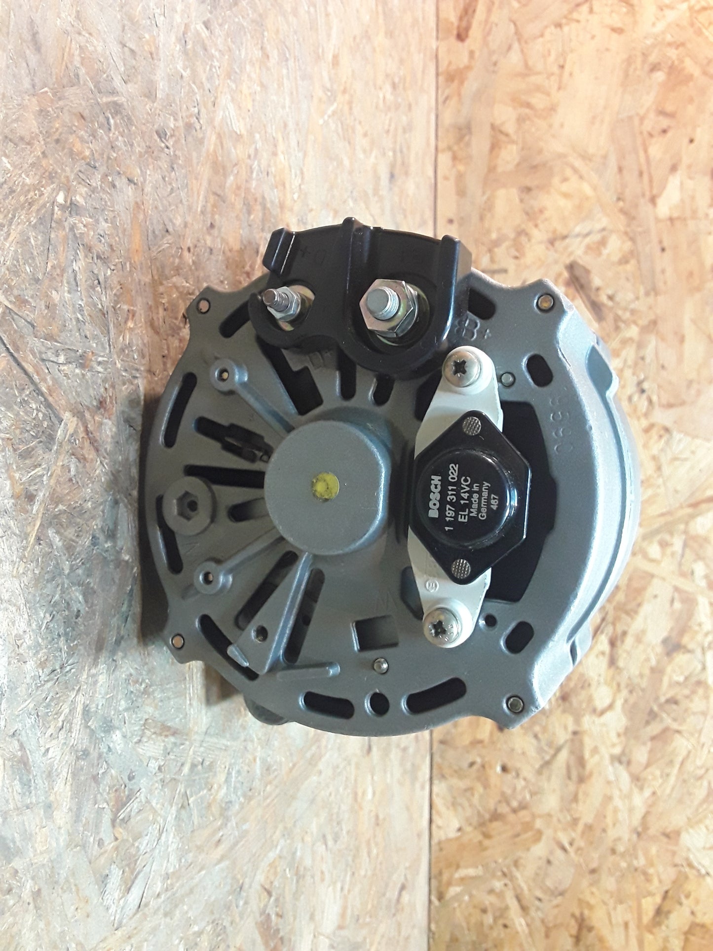 Mercedes Benz Lichtmaschine 14V 80A original Bosch NEU