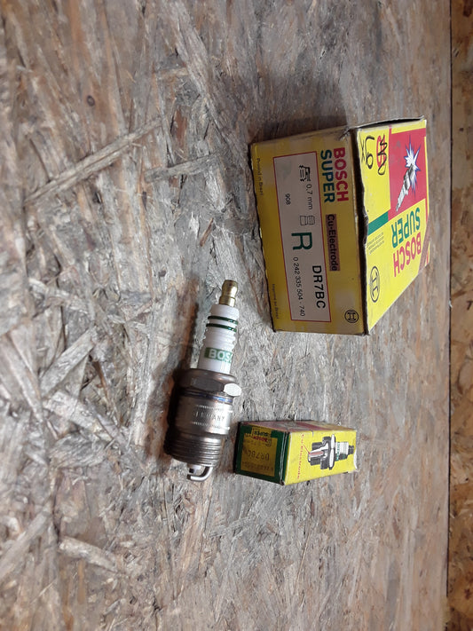 Ford Granada/ Scorpio/ Sierra/ MK1/ MK2 Taunus Cansul Capri Capri2 Zündkerze original Bosch NEU