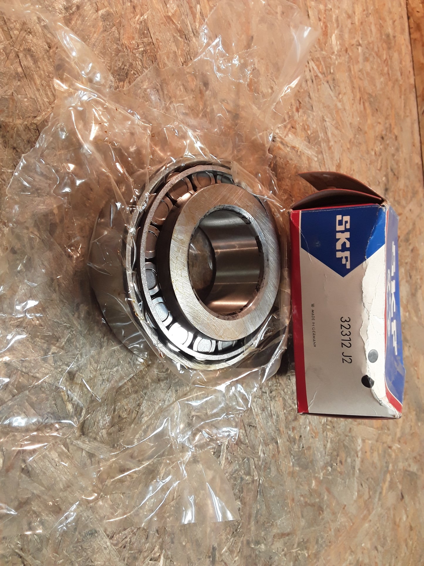 Iveco Mercedes-Benz Scania Kegelrollenlager original SKF NEU