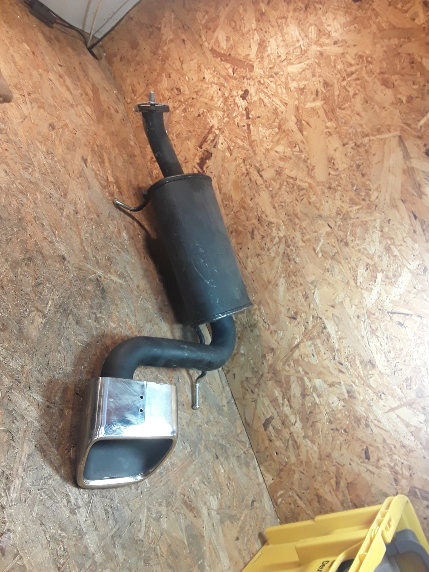 Chevrolet Captiva C140 2,2DTi Schalldämpfer Auspuff rechts original GM Opel NEU