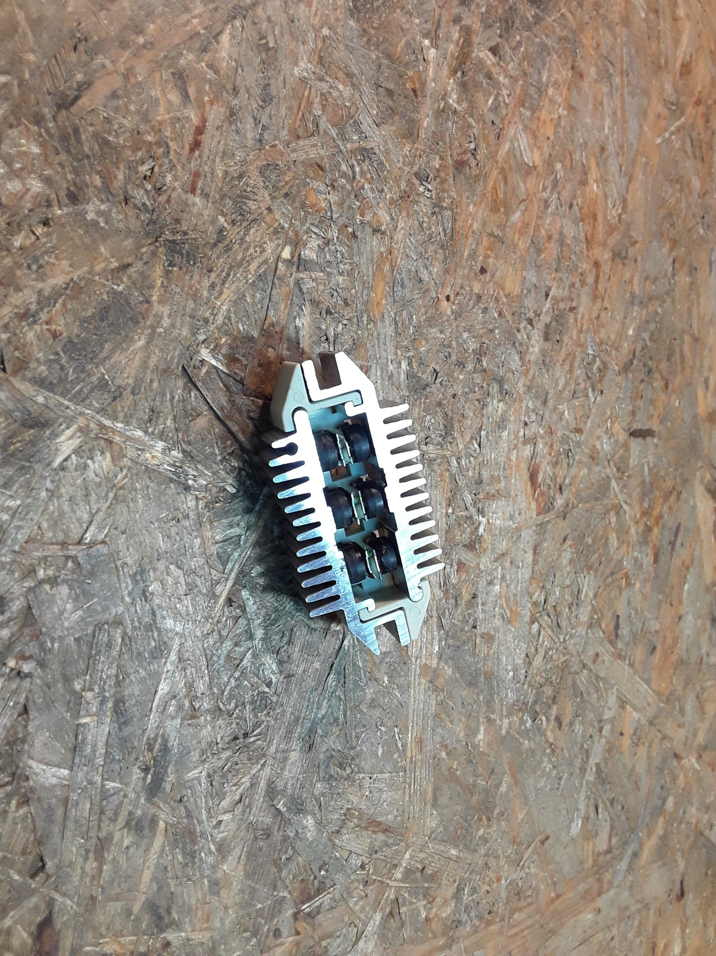 Omega A Kadett E Gleichrichter - Lichtmaschine original GM Opel NEU