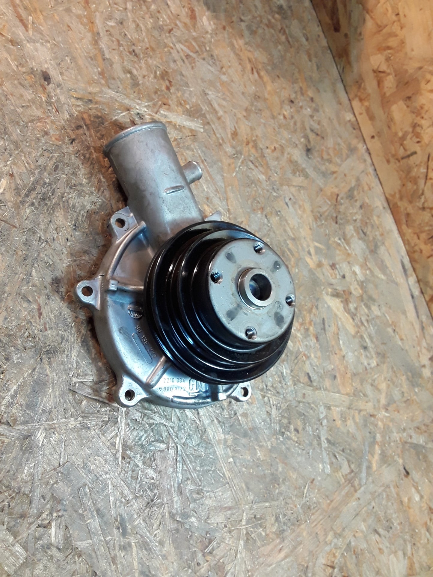 Ascona B Rekord D/E  2,0l/2,1l Wasserpumpe original GM Opel NEU