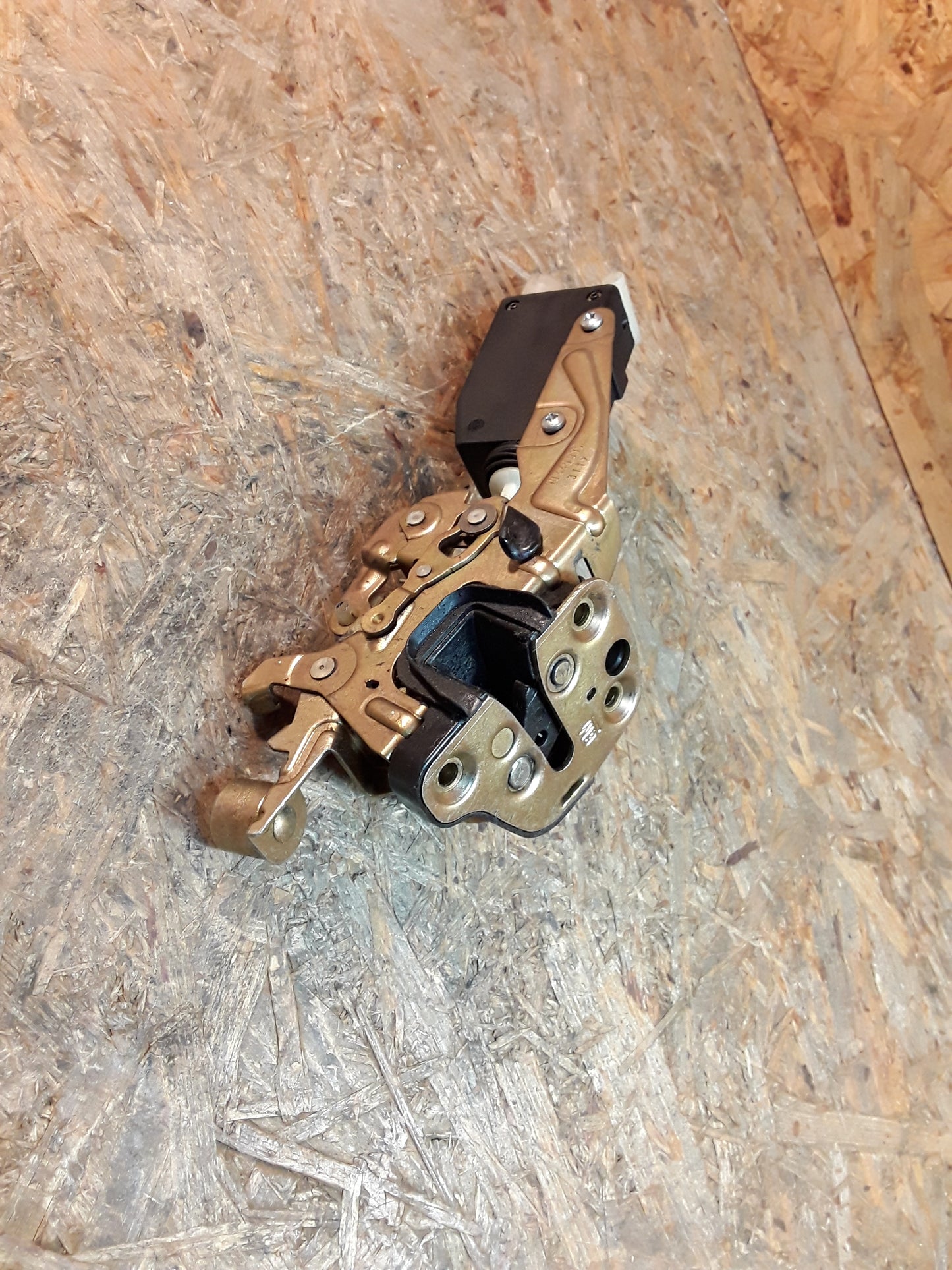 Astra F Türschloss Zentralverriegelung hinten links original GM Opel NEU