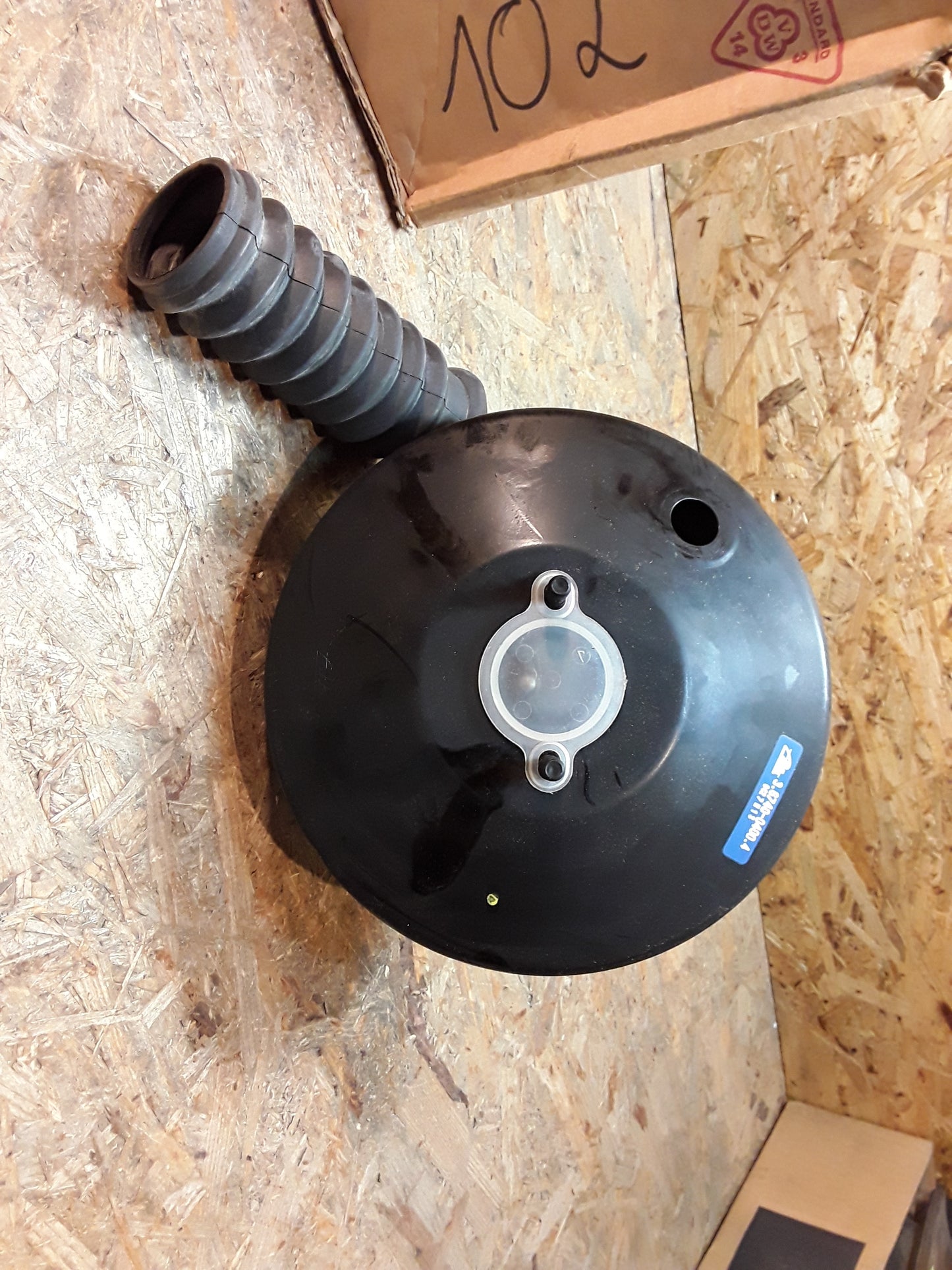 Kadett E 1,2l - 1,8l Bremskraftverstärker original GM Opel NEU