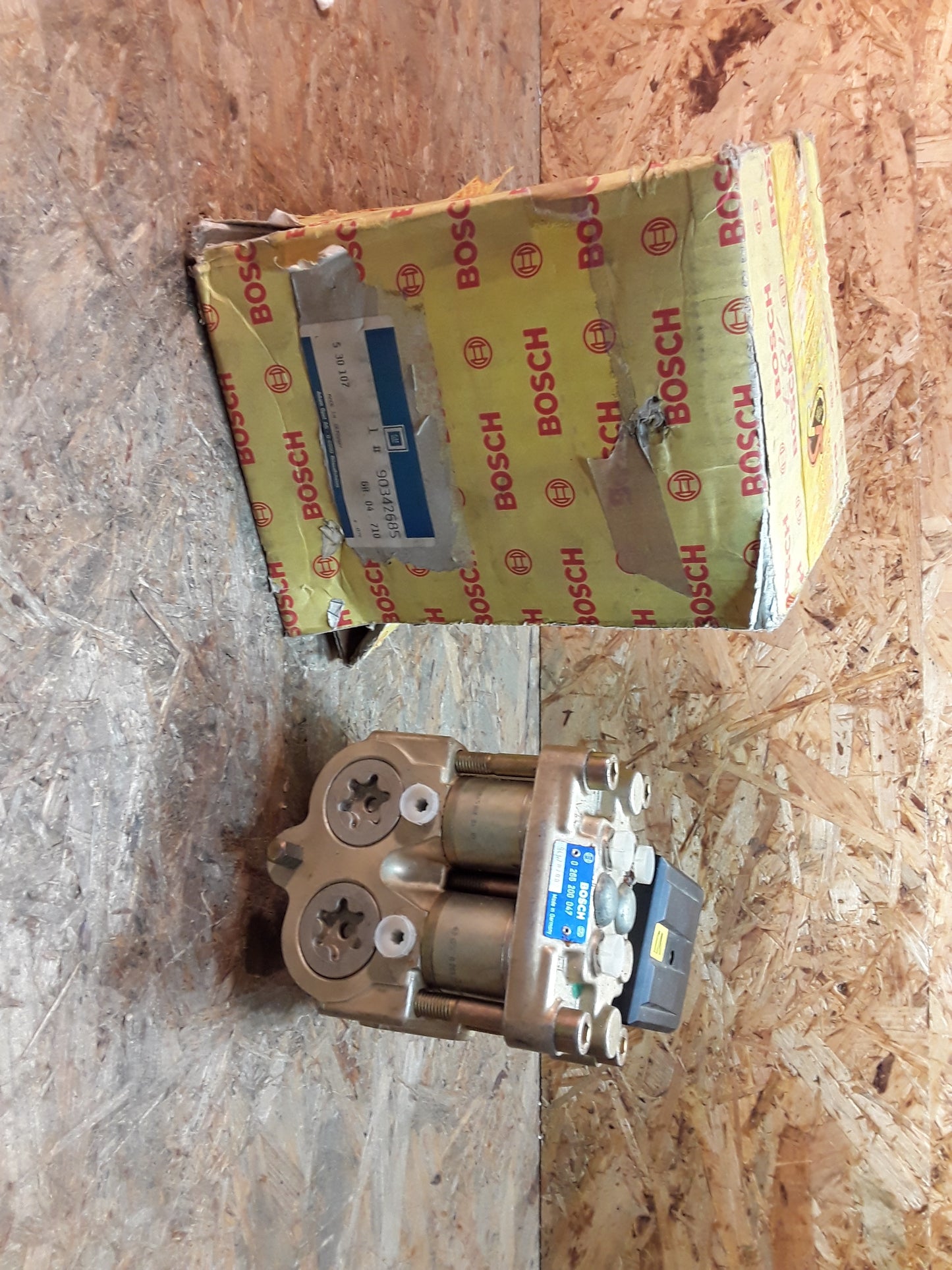 Omega A ABS-Aggregat original GM Opel NEU