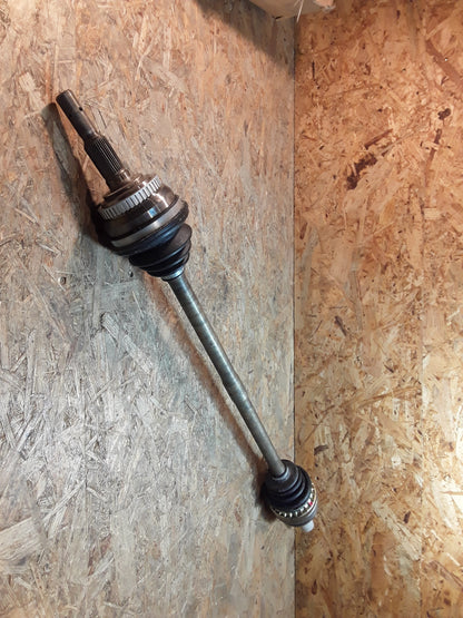 Kadett E Ascona C 1,8l/2,0l Antriebswelle original GM Opel NEU