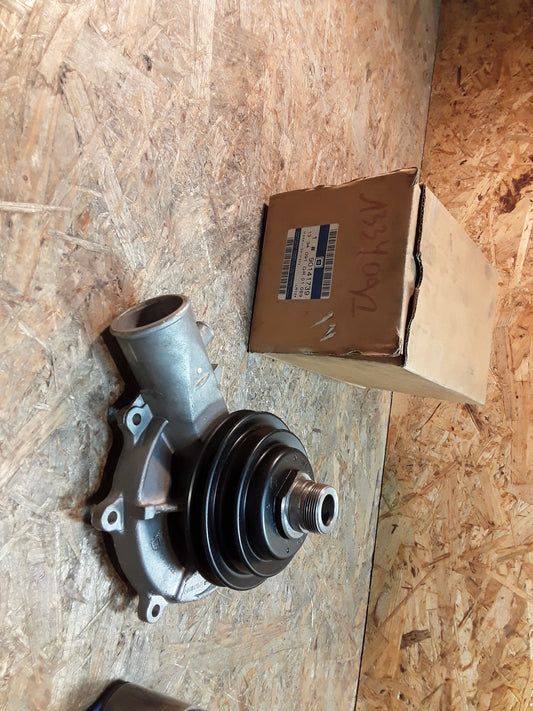 Ascona B Rekord E 2,0l Diesel Wasserpumpe original GM Opel NEU